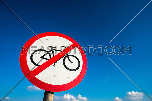 No cycling sign