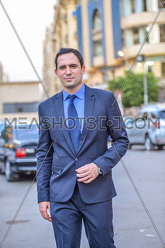 tunisian actor dhafer al abdeen during a photoshoot in the street on 6 July 2015
الممثل التونسي ظافر العابدين