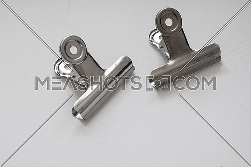 Small spring clamps made of metal 
