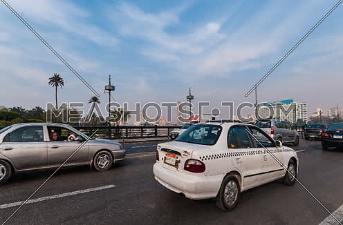 Zoom In Shot for inside Qasr Al Nile Bridge at Day