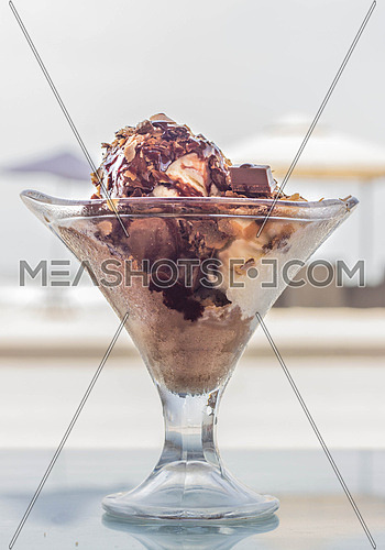 a chocolate ice cream in a glass