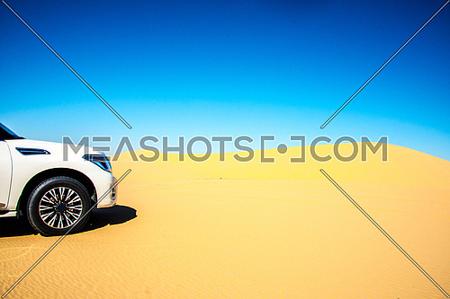 An SUV 4X4 in the desert