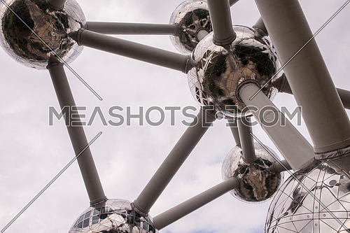 picture of the Atomium building in Brussels
