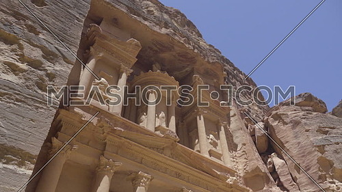 Right pan of the upper portion of the Treasury facade in Petra