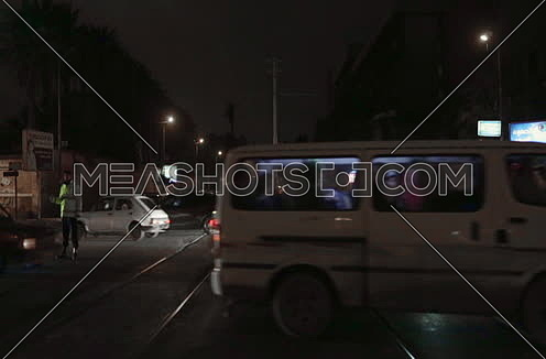 Fixed shot for traffic at Alexandria at night