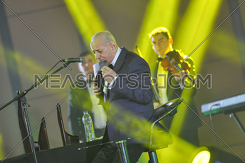 Romanian pan flute master Gheorghe Zamfir performs during a concert in the Egyptian capital Cairo on January 19, 2018
The event was a charity for the International Society of Oncology (BGICS) under the slogan 